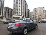 Hyundai Accent-2