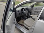 Nissan Sunny-11