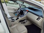 Toyota Prius-10