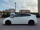 Toyota Prius-5