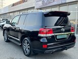 Toyota Land Cruiser-8