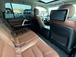 Toyota Land Cruiser-12