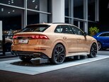 Audi Q8-4