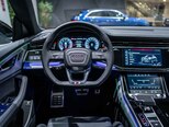 Audi Q8-9