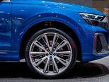 Audi Q8-10