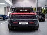 Porsche Macan 4-5