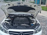 Mercedes E 220 d-3