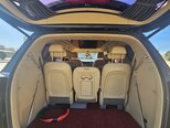 Kia Carnival-15