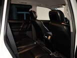 Toyota Land Cruiser Prado-13