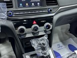 Hyundai Elantra-14