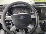 Ford Transit-12