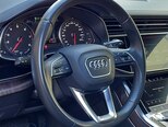 Audi Q8-13