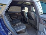 Audi Q8-10