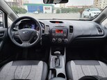 Kia Cerato-10