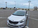 Kia Cerato-5