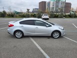 Kia Cerato-8