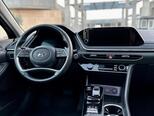 Hyundai Sonata-11