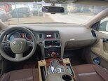 Audi Q7-5