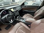 Kia K5-8