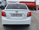 Kia Rio-4