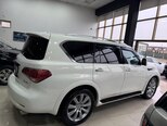 Infiniti QX80-5