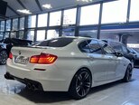 BMW 528-9