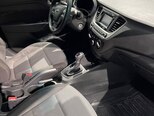 Hyundai Accent-5