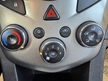 Chevrolet Aveo-13