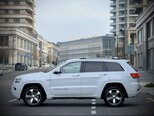 Jeep Grand Cherokee-3