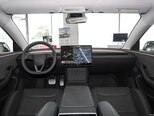 Tesla Model 3-7