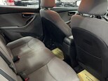 Hyundai Elantra-14