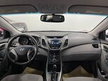 Hyundai Elantra-10
