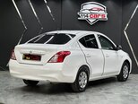 Nissan Sunny-8