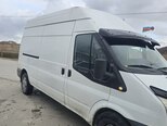 Ford Transit-12