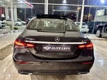 Mercedes E 300 e-23