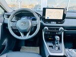 Toyota RAV4-9