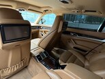 Porsche Panamera 4S Executive-10