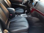 Hyundai Santa Fe-12