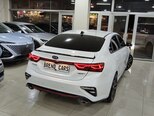 Kia Forte-10