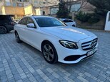 Mercedes E 220 d-2