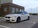 BMW 320-1