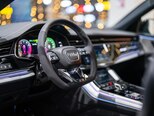 Audi Q8-10