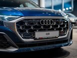 Audi Q8-8