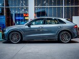 Audi Q8-6