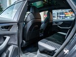 Audi Q8-16