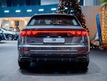 Audi Q8-5