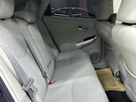 Toyota Prius-11