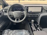 Toyota Camry-13