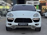Porsche Cayenne Turbo-2