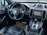 Porsche Cayenne Turbo-11